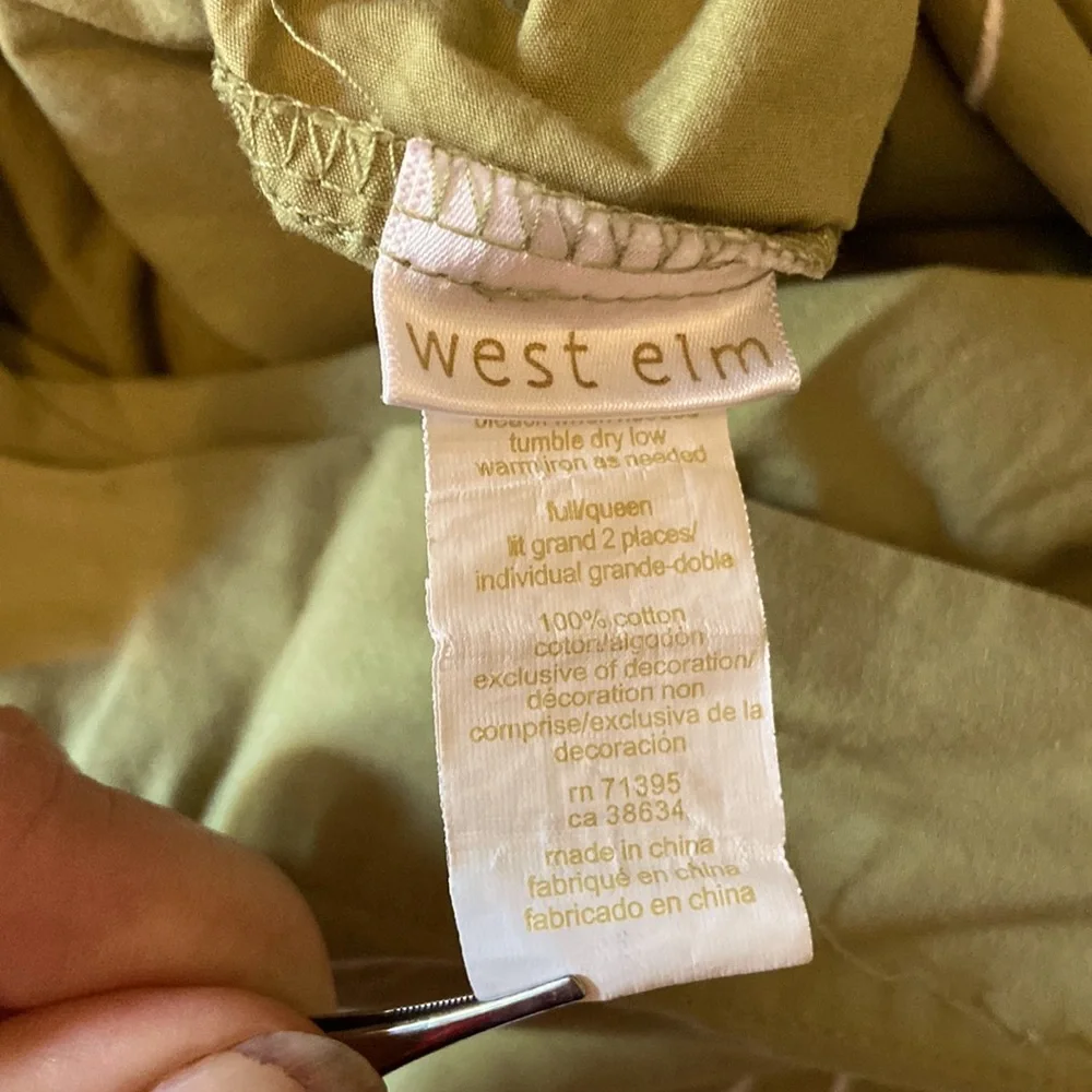 West Elm Sage Green Cotton Duvet Cover Embroidered Details Full/Queen